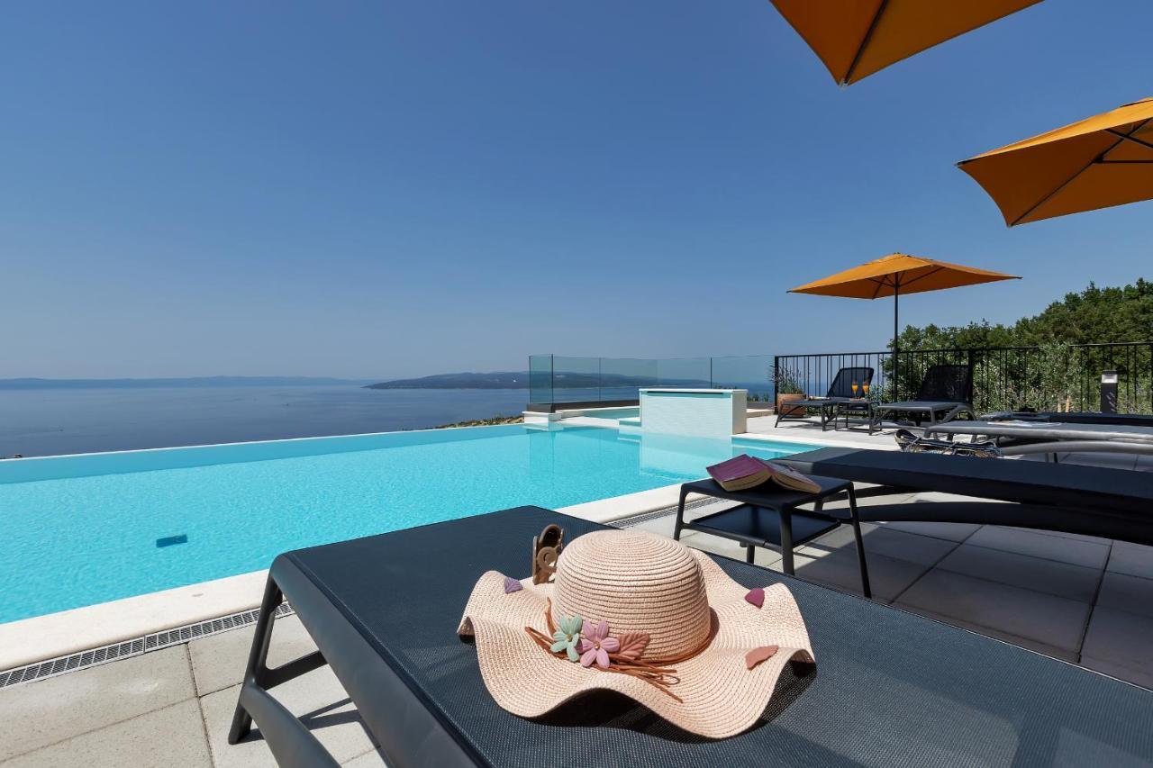 Villa Dinora Makarska Exterior photo